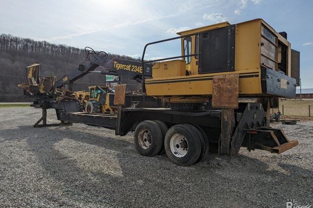 2016 Tigercat 234B Log Loader